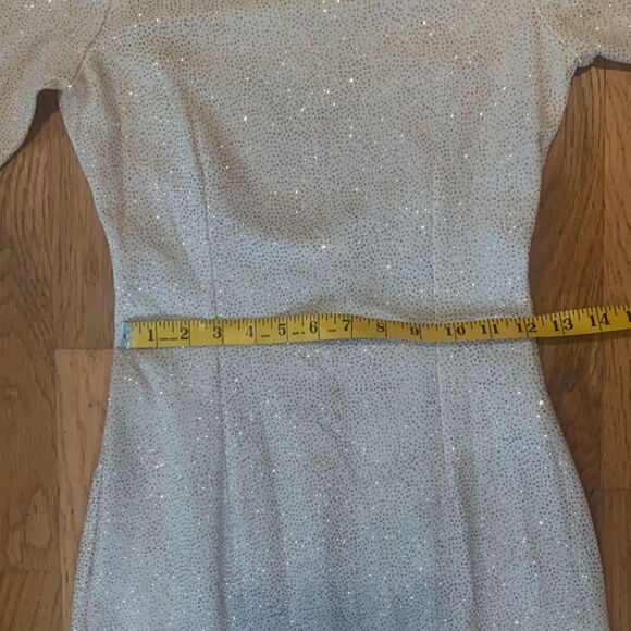 JS Collections Gown Metallic Gold Sparkles Ivory Size 8 Prom Black Tie Vintage - Picture 10 of 16